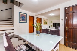 Sobrado de 3 quartos, 89m² no bairro Xaxim, em Curitiba | Eu Corretor