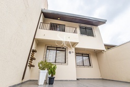 Sobrado de 3 quartos, 89m² no bairro Xaxim, em Curitiba | Eu Corretor