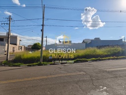 Lote/Terreno de 342m² no bairro Parque das Aroeiras, em Passos | Eu Corretor
