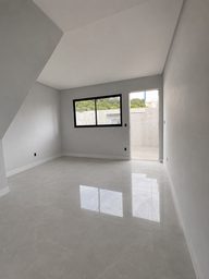 Sobrado de 97m² no bairro Rio Pequeno, em Camboriú | Eu Corretor